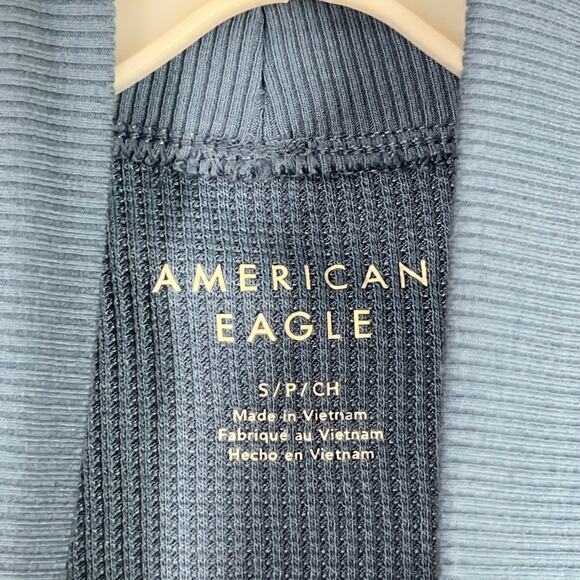 American Eagle Shirt Womens Small Blue Waffle Knit Cropped Long Sleeve Mock Neck - Picture 3 of 8